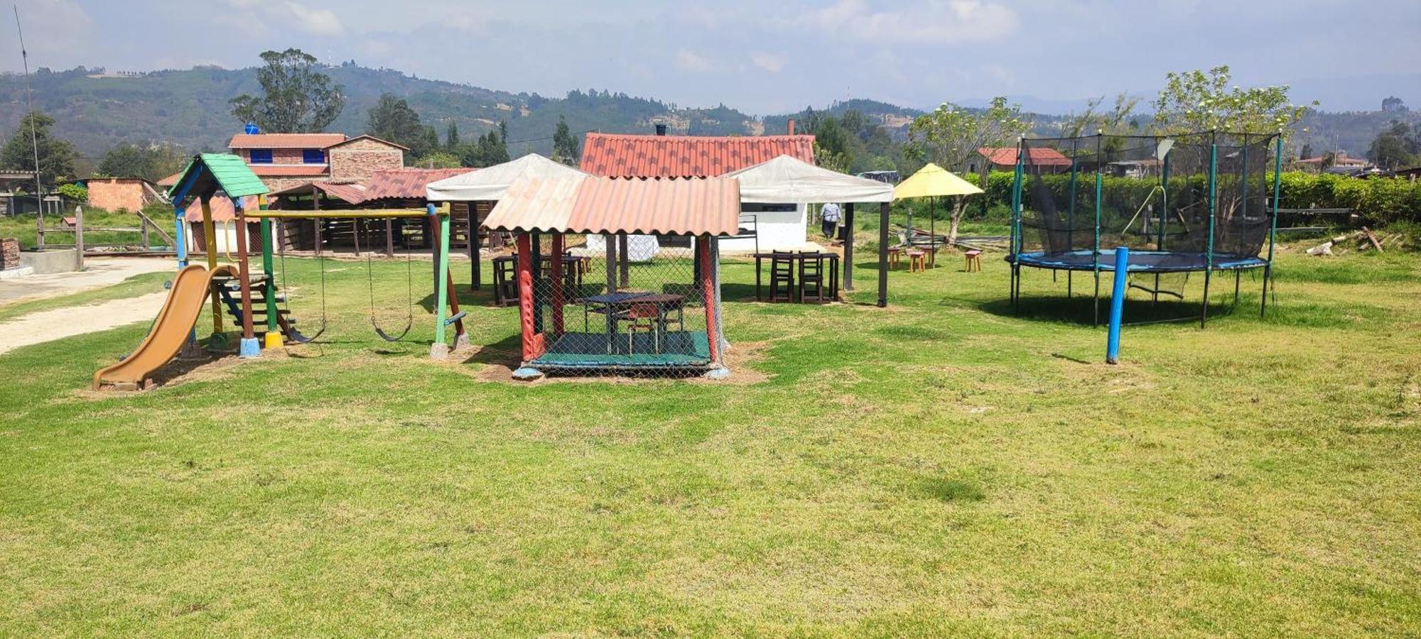 Villa Libertad Paipa Exteriör bild